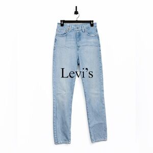Levi's Straight Jeans in Light Blue